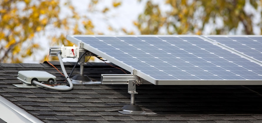 Rooftop solar panel