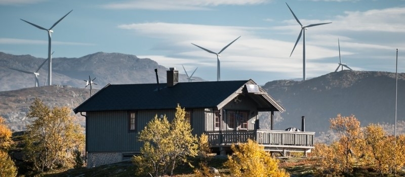 Wind turbine with country house