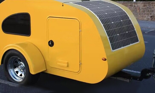 Flexible pv panel for towed vehicle
